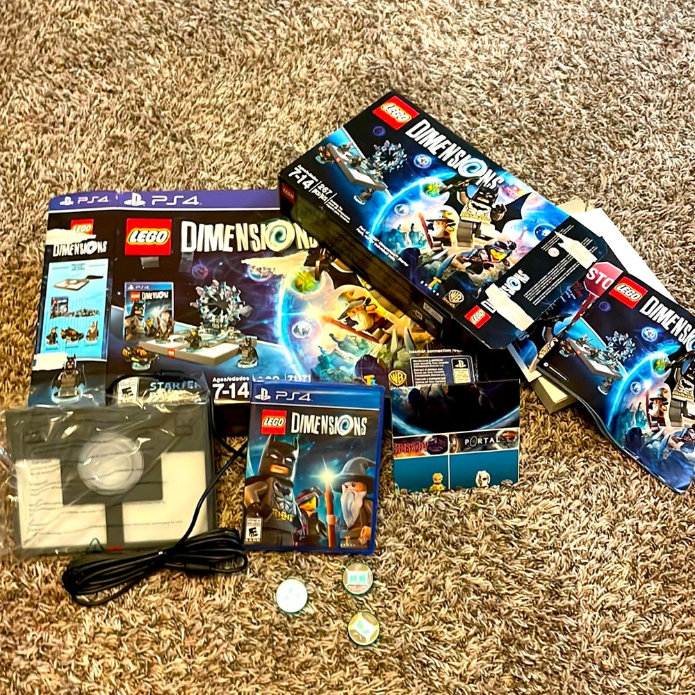 LEGO Dimensions PS4 Sealed Game and Portal Pad Base READ DESCRIPTION